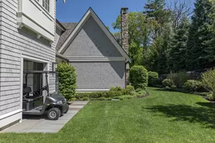 8 Hidden Rd, Weston, MA 02493 - Photo 5