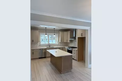 29 Range Ave, Taunton, MA 02780 - Photo 5