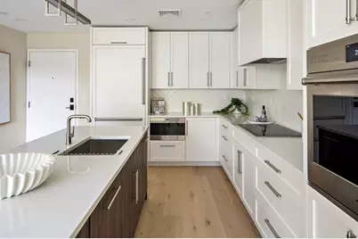 20 Kinmonth Rd #201, Newton, MA 02468 - Photo 3