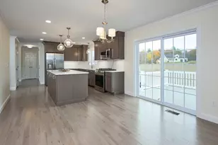 795 Leominster Rd, Lunenburg, MA 01462 - Photo 5