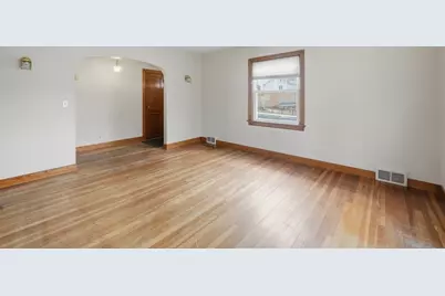 50 Warsaw Ave, Ludlow, MA 01056 - Photo 7