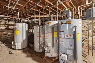 13 Groton Pl, Worcester, MA 01604 - Photo 35