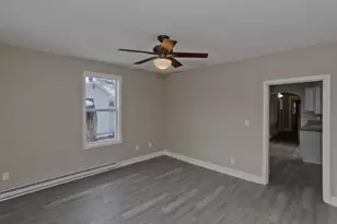 88 Prospect St, Chicopee, MA 01013 - Photo 9