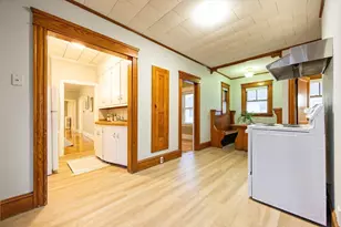 56 Whittenton St, Taunton, MA 02780 - Photo 15