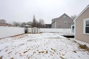 232 Pleasant St, Melrose, MA 02176 - Photo 31