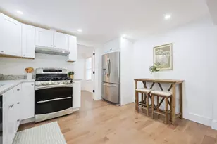 232 Pleasant St, Melrose, MA 02176 - Photo 9