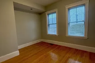 172 Maplewood St, Watertown, MA 02472 - Photo 5