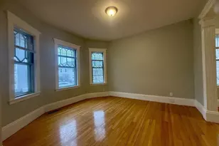 172 Maplewood St, Watertown, MA 02472 - Photo 9