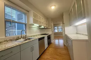 172 Maplewood St, Watertown, MA 02472 - Photo 19