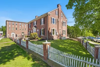 6 Windsor St, Andover, MA 01810 - Photo 3