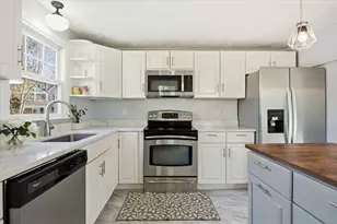 38 Pearson Dr, Newbury, MA 01922 - Photo 5