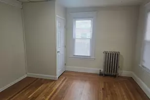 100 Albemarle St, Springfield, MA 01109 - Photo 7