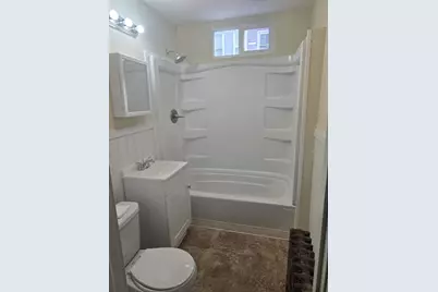 100 Albemarle St #1, Springfield, MA 01109 - Photo 5