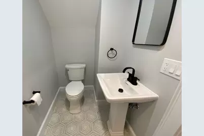 59 Beechmont St, Worcester, MA 01609 - Photo 11