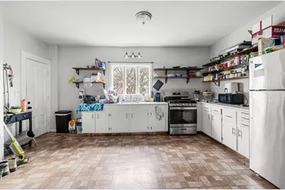 640 S Main St, Fall River, MA 02721 - Photo 15