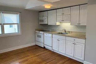 5 Florence Ave, Salisbury, MA 01952 - Photo 3