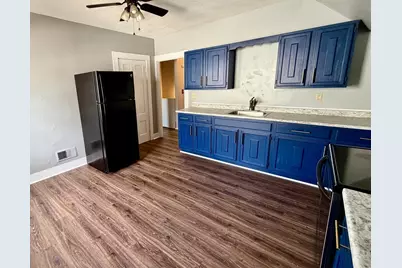 86 Maplewood Ave #2, Gloucester, MA 01930 - Photo 3