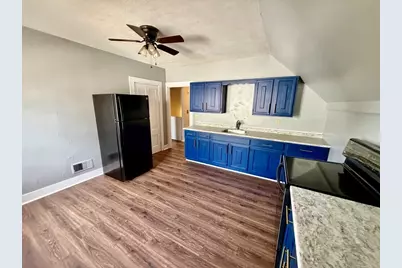 86 Maplewood Ave #2, Gloucester, MA 01930 - Photo 5