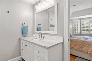 923 Lagrange St, Boston, MA 02132 - Photo 23