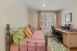 923 Lagrange St, Boston, MA 02132 - Photo 25