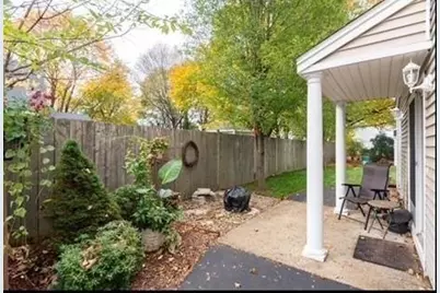 42 Angell Street #42, Mansfield, MA 02048 - Photo 11