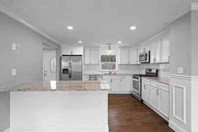 110 Lisa Ann Dr, Bellingham, MA 02019 - Photo 9