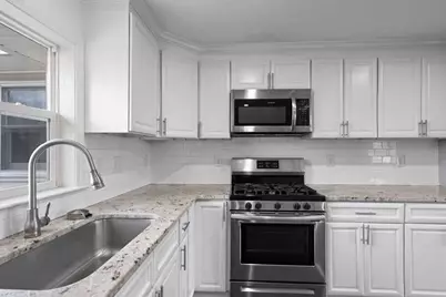 110 Lisa Ann Dr, Bellingham, MA 02019 - Photo 11