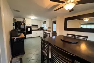 18 Brewster Rd, Randolph, MA 02368 - Photo 3