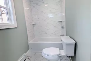 121 Whitman St, New Bedford, MA 02745 - Photo 7