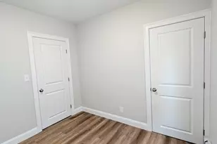 121 Whitman St, New Bedford, MA 02745 - Photo 5