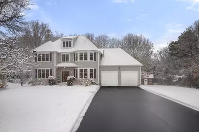 8 Jillian Dr, Bourne, MA 02532 - Photo 3