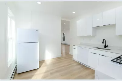 33 Florence St, Worcester, MA 01610 - Photo 17