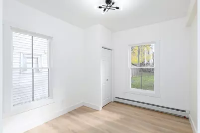 33 Florence St, Worcester, MA 01610 - Photo 13