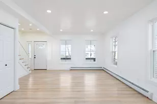 33 Florence St, Worcester, MA 01610 - Photo 9