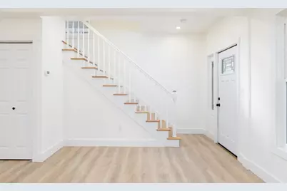 33 Florence St, Worcester, MA 01610 - Photo 7