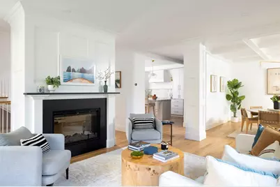 85 Naples Rd #1, Brookline, MA 02446 - Photo 5