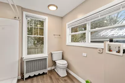 29 Sunnymeade Ave, Chicopee, MA 01020 - Photo 15