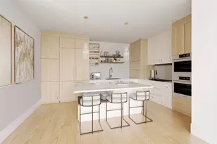 12 Goodwin Pl, Brookline, MA 02445 - Photo 5