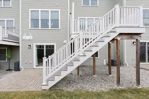 8 Riverstone Way, Franklin, MA 02038 - Photo 3