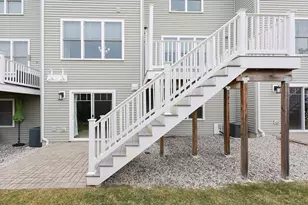 8 Riverstone Way, Franklin, MA 02038 - Photo 3