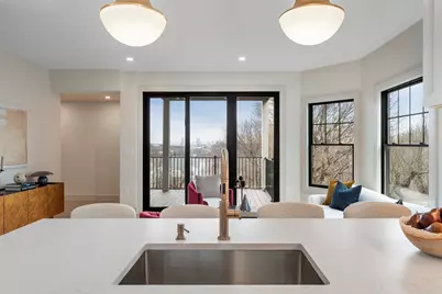 142 Metropolitan, Boston, MA 02131 - Photo 5