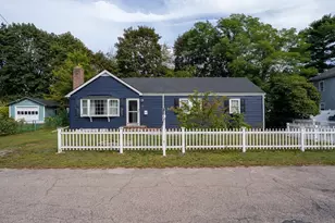 20 Selwyn Rd, Randolph, MA 02368 - Photo 3