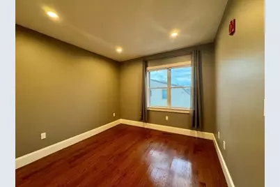 198 California St #3, Newton, MA 02458 - Photo 11