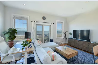 148 Winthrop Shore Dr #5, Winthrop, MA 02152 - Photo 5