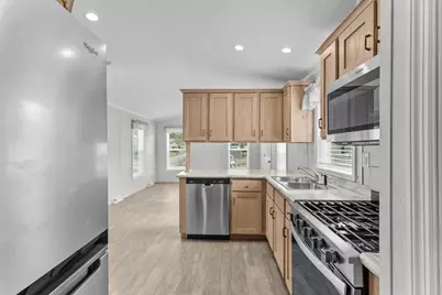 1540 Broadway #35, Raynham, MA 02767 - Photo 7