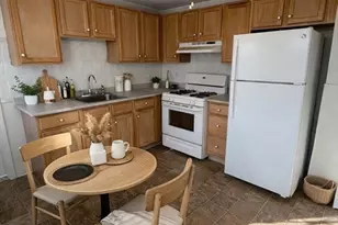 36 Everett St, Medford, MA 02155 - Photo 17