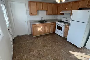 36 Everett St, Medford, MA 02155 - Photo 13