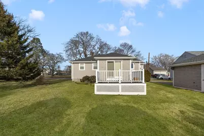 575 Shirley Avenue, Somerset, MA 02725 - Photo 9