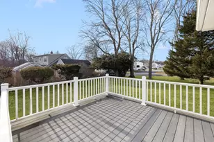 575 Shirley Ave, Somerset, MA 02725 - Photo 7