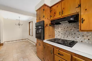 575 Shirley Ave, Somerset, MA 02725 - Photo 17